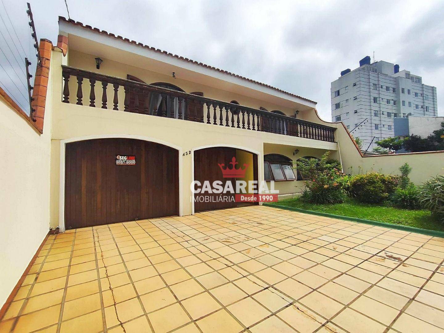 Casa à venda com 4 quartos, 400m² - Foto 4