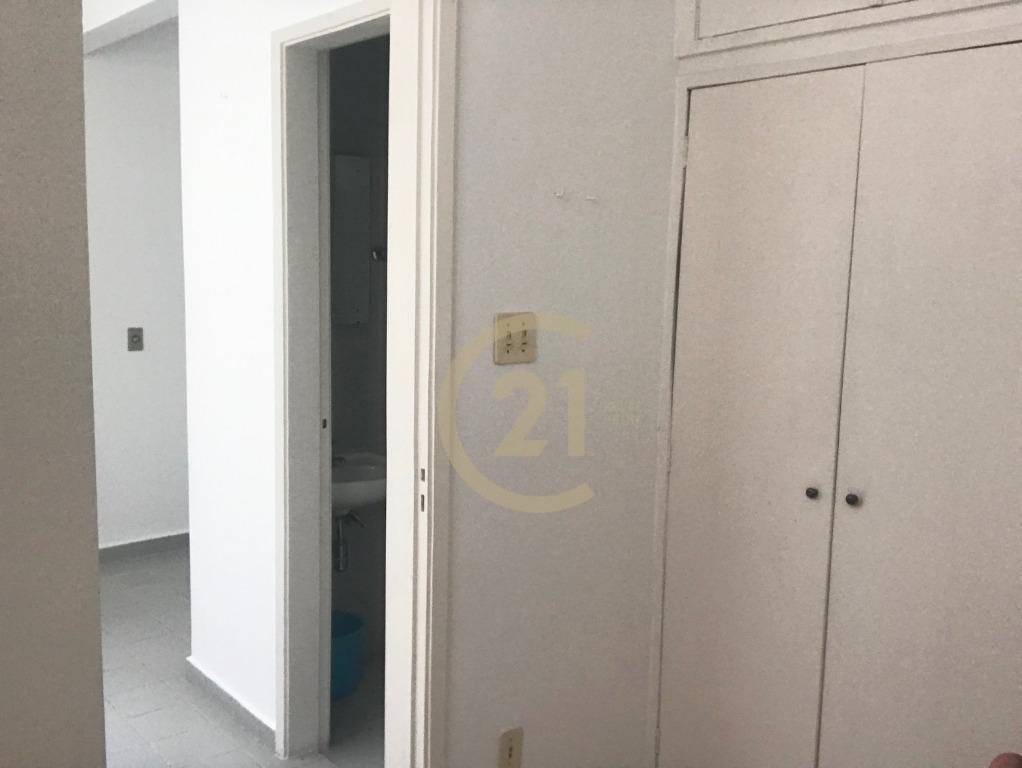 Apartamento à venda e aluguel com 3 quartos, 135m² - Foto 18