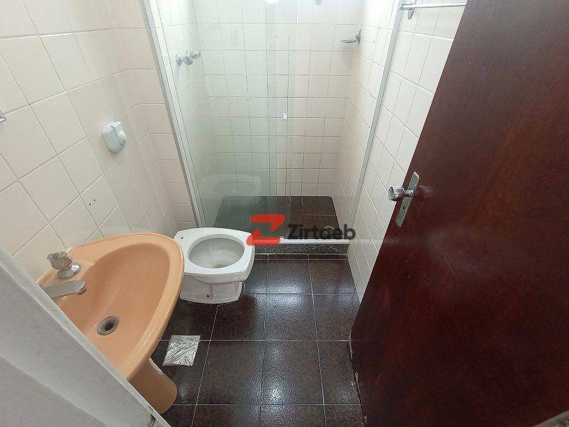 Apartamento para alugar com 2 quartos, 84m² - Foto 24