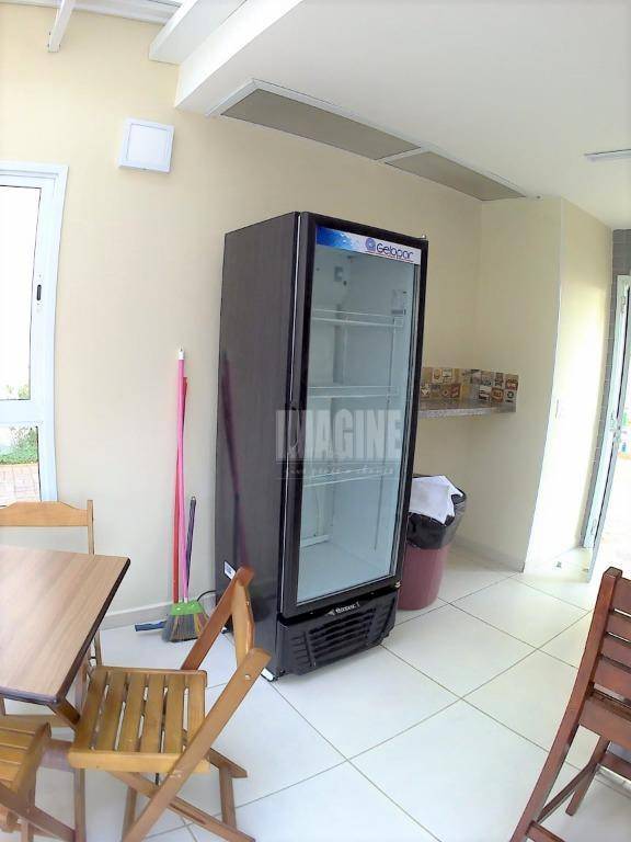 Apartamento à venda com 2 quartos, 64m² - Foto 16