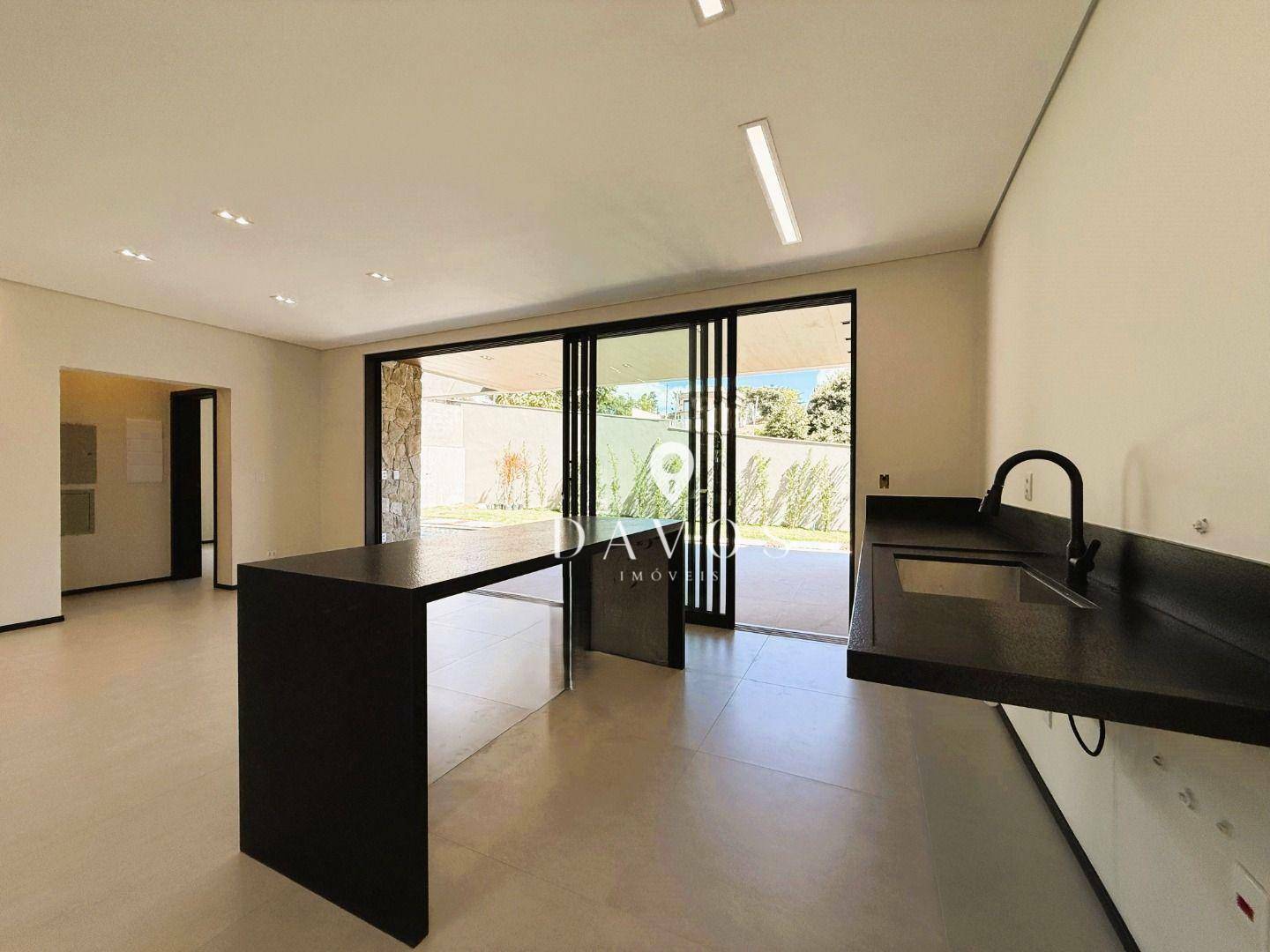 Sobrado à venda com 4 quartos, 310m² - Foto 24