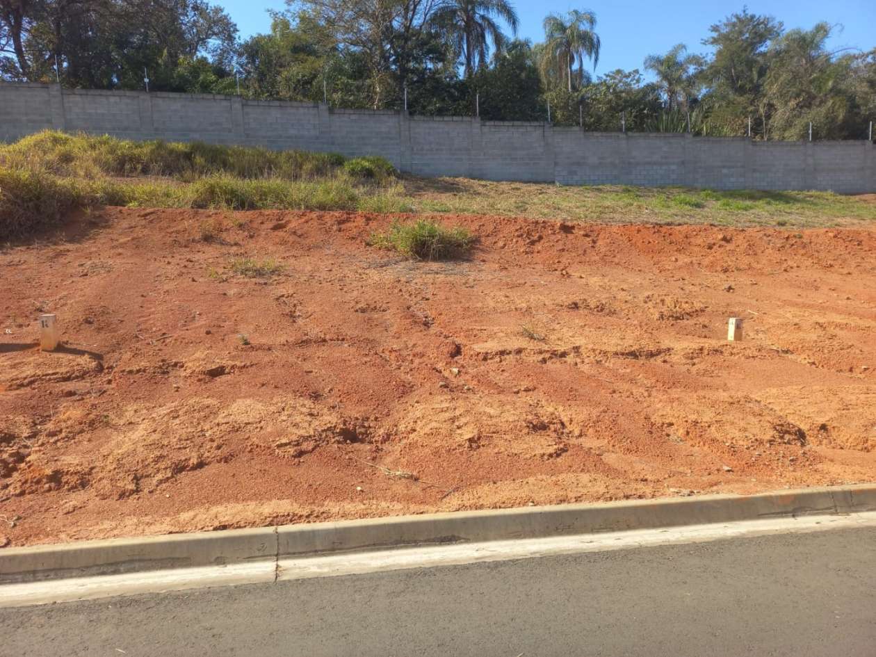 Terreno, 140 m² - Foto 1