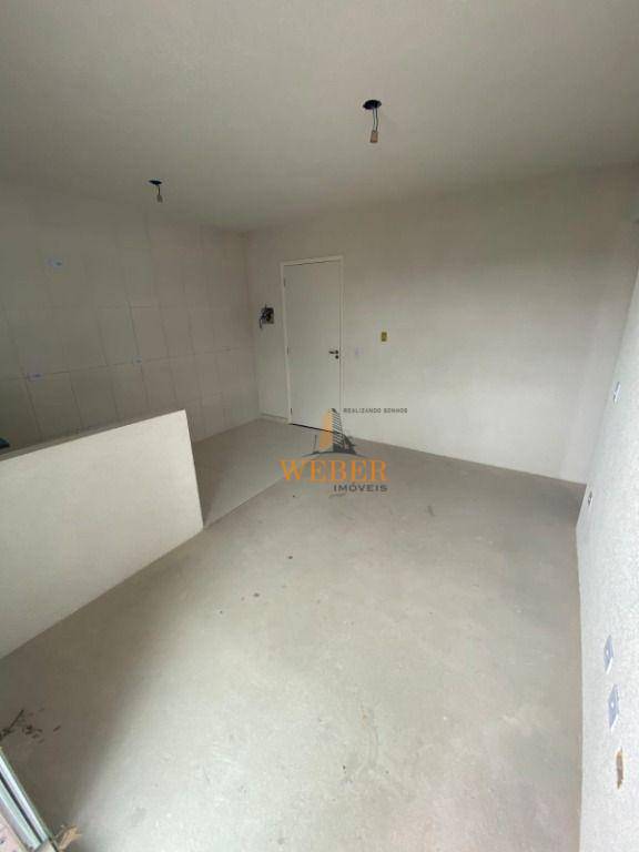 Apartamento à venda com 2 quartos, 40m² - Foto 7