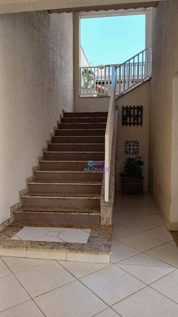 Casa à venda com 4 quartos, 432m² - Foto 29