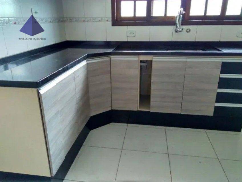 Sobrado à venda com 2 quartos, 125m² - Foto 2