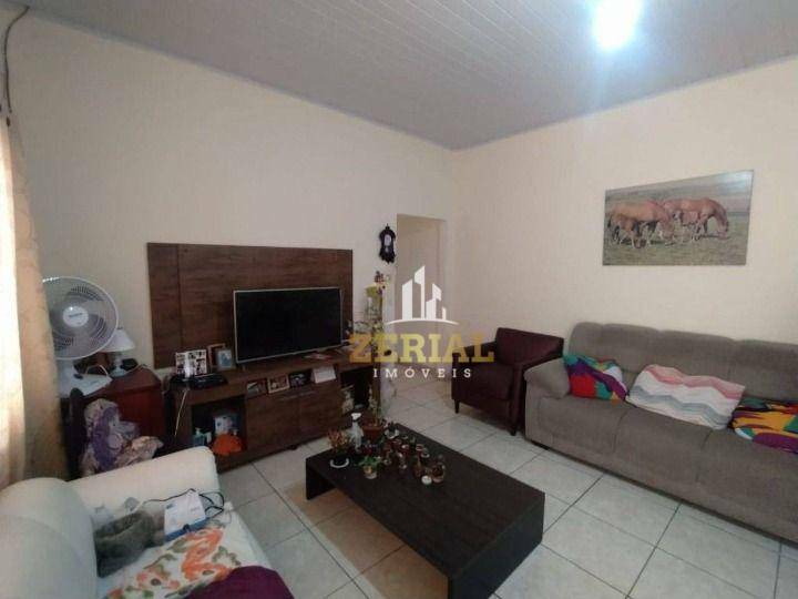 Casa à venda com 5 quartos, 250m² - Foto 4