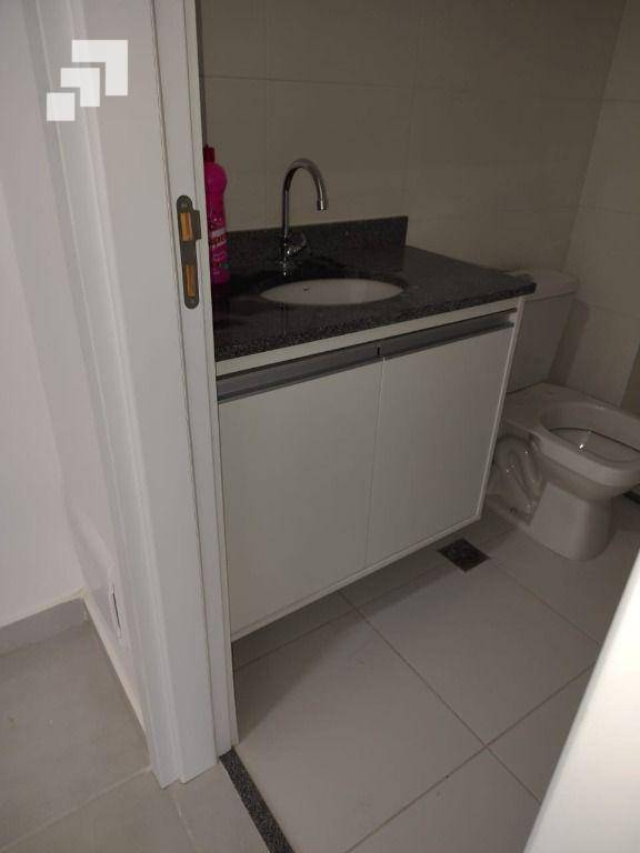 Apartamento para alugar com 2 quartos, 36m² - Foto 15