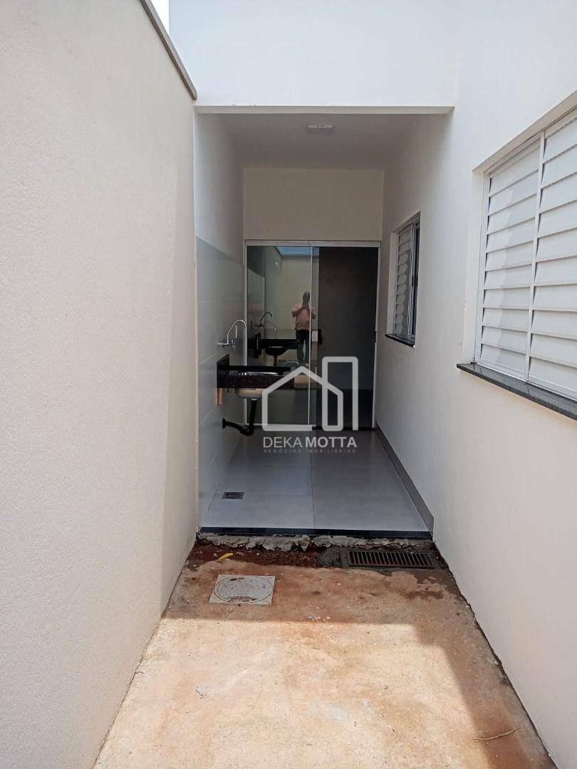 Casa à venda com 2 quartos, 75m² - Foto 6