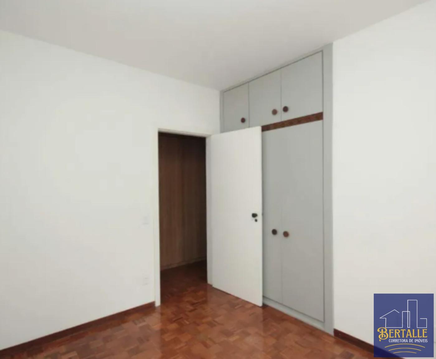 Apartamento à venda com 4 quartos, 190m² - Foto 25