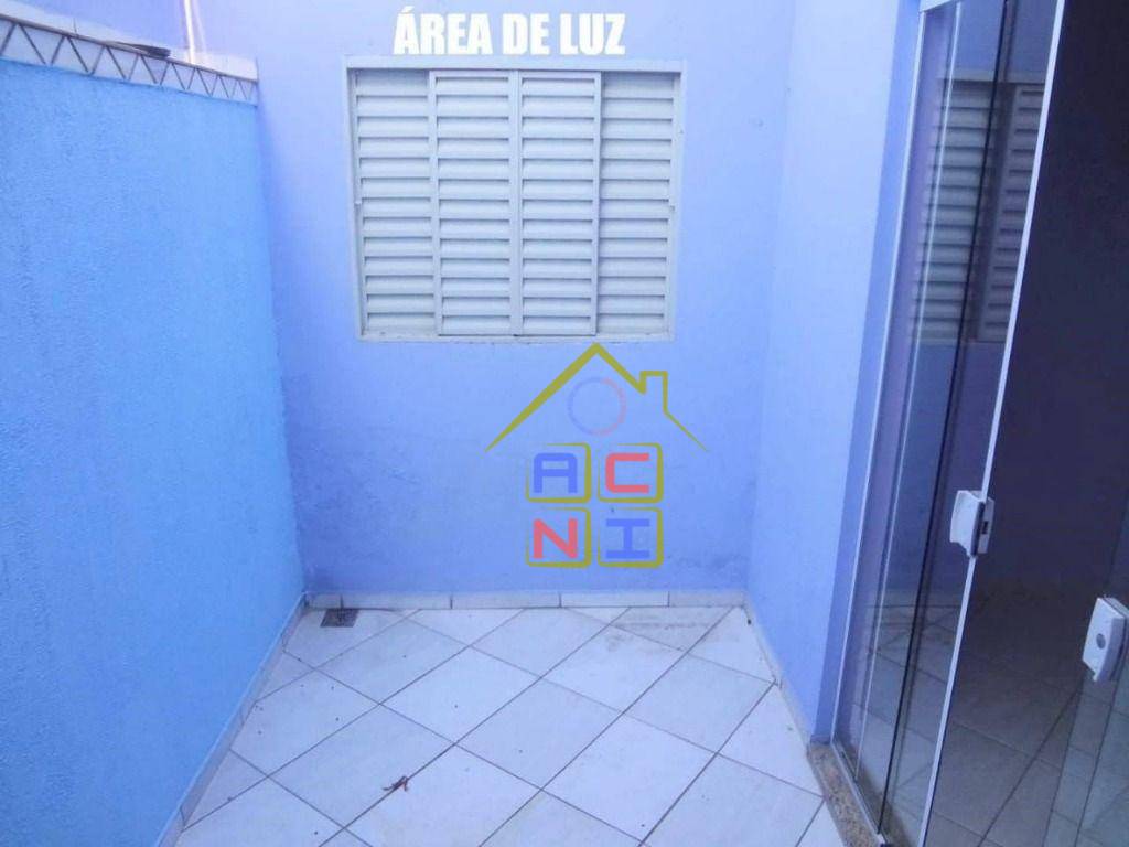 Casa à venda com 3 quartos, 100m² - Foto 15