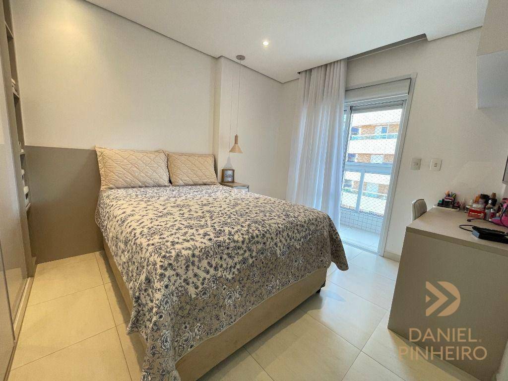 Apartamento à venda com 3 quartos, 119m² - Foto 30