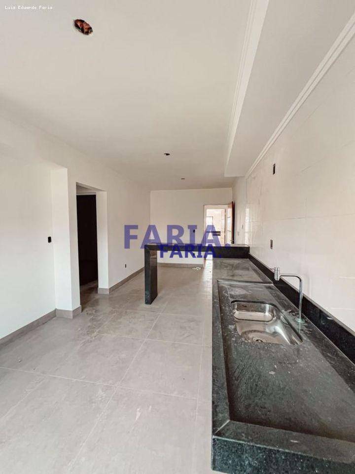 Apartamento à venda com 2 quartos, 47m² - Foto 2