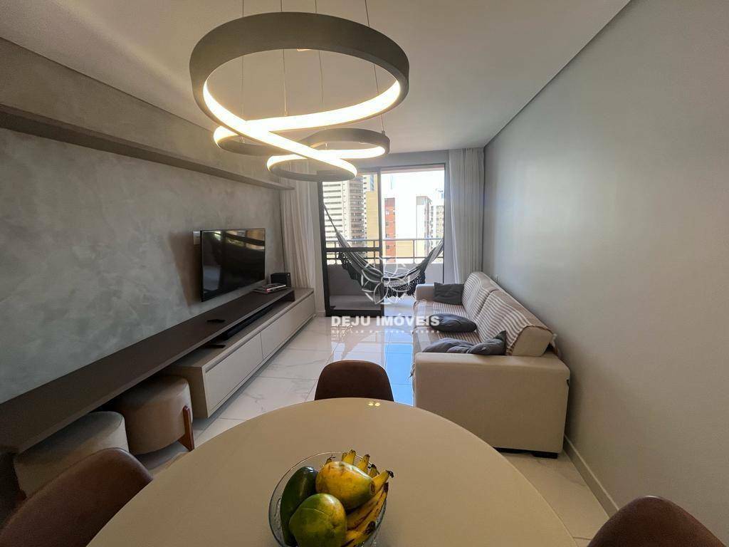 Apartamento à venda com 2 quartos, 67m² - Foto 4