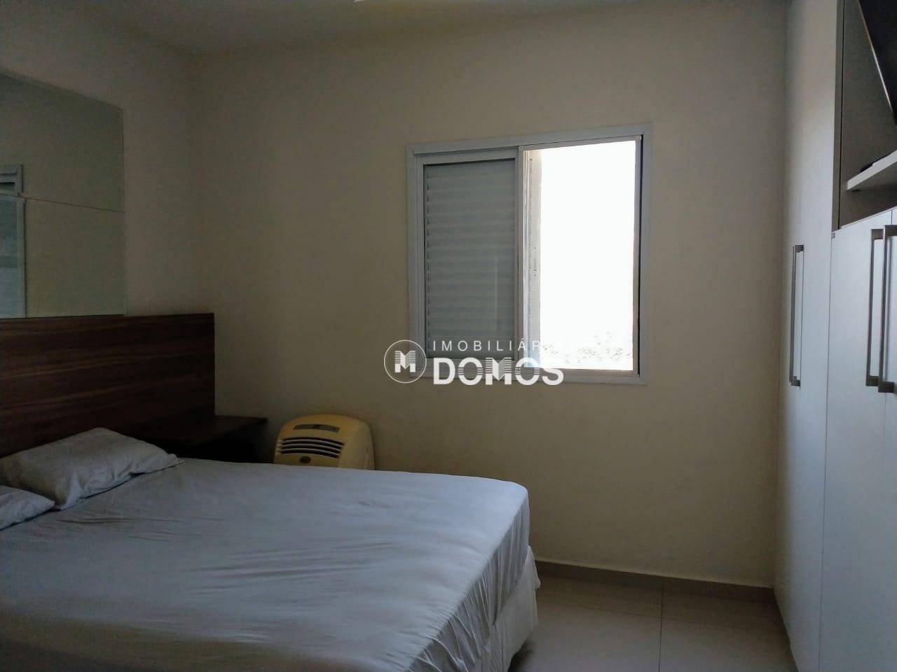 Apartamento à venda com 3 quartos, 76m² - Foto 8