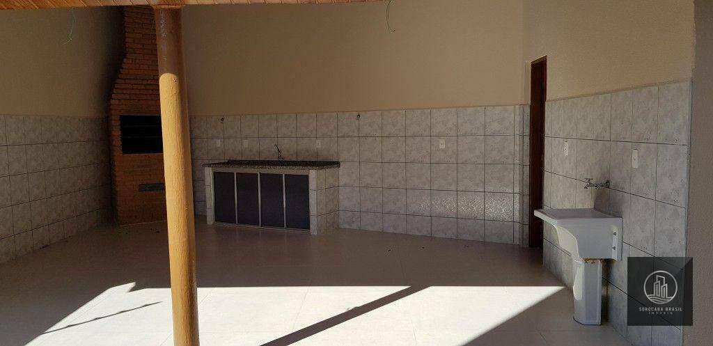 Casa à venda com 3 quartos, 248m² - Foto 4