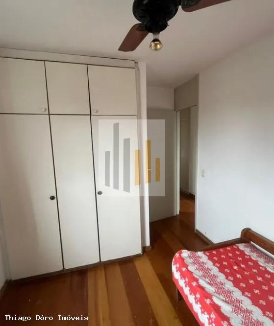 Apartamento à venda com 3 quartos, 75m² - Foto 11