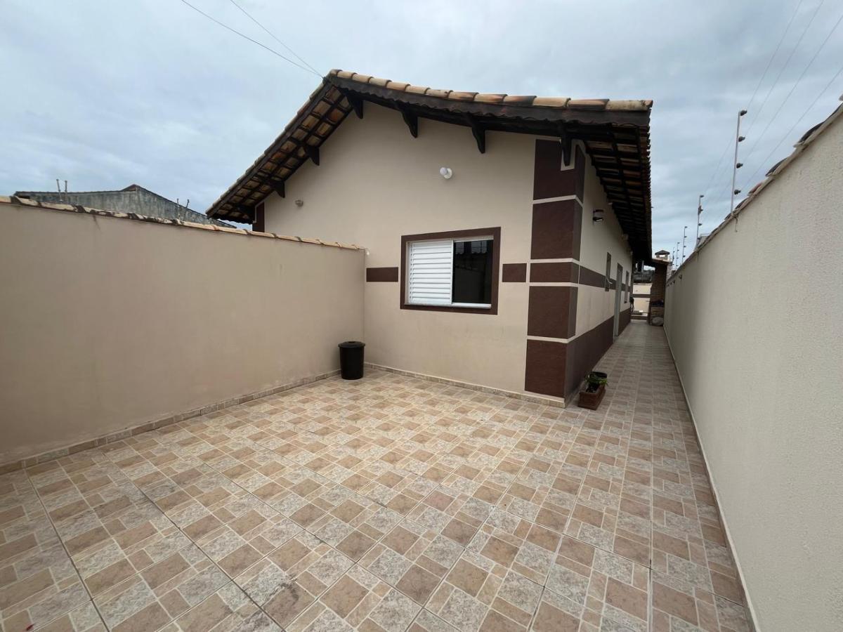 Casa à venda com 2 quartos, 131m² - Foto 2