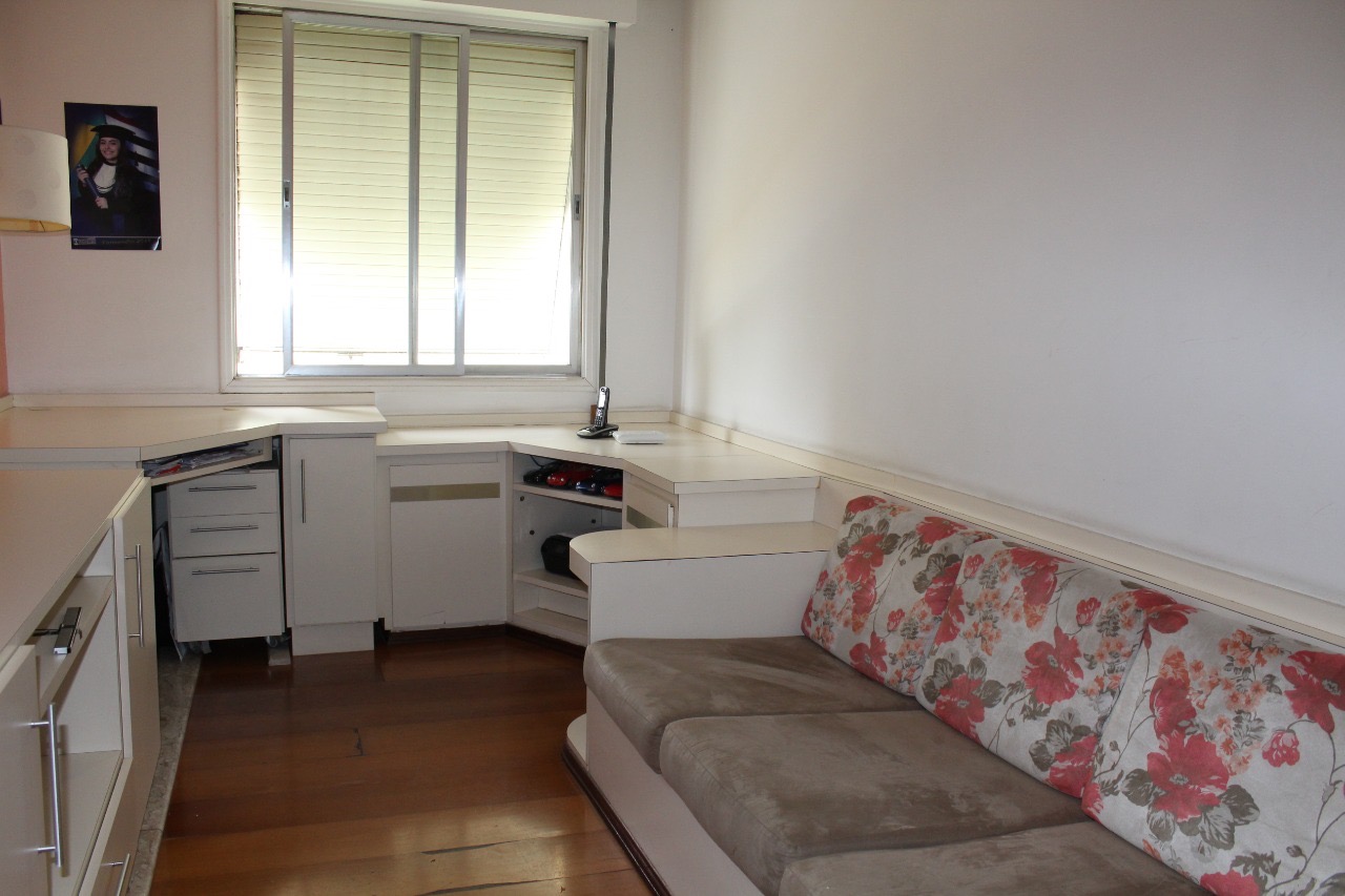 Apartamento à venda com 3 quartos, 106m² - Foto 2