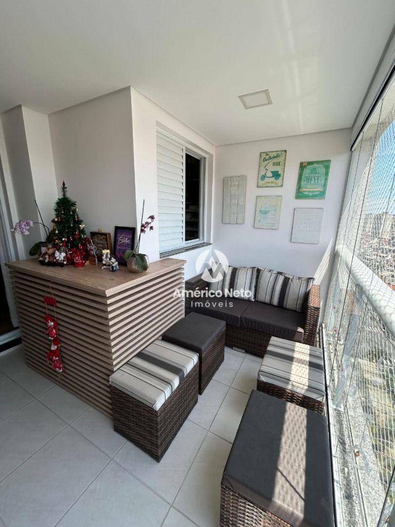 Apartamento à venda com 2 quartos, 79m² - Foto 10