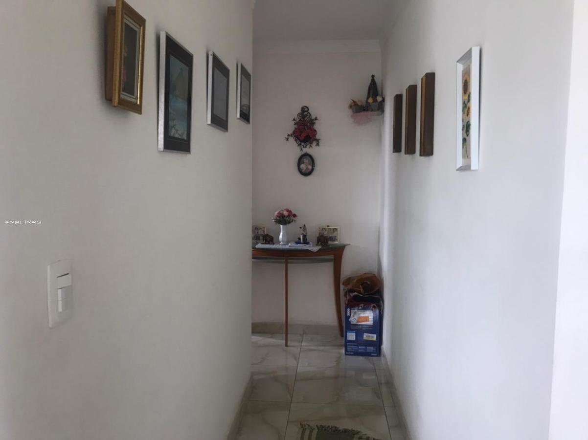 Apartamento à venda com 2 quartos, 64m² - Foto 5