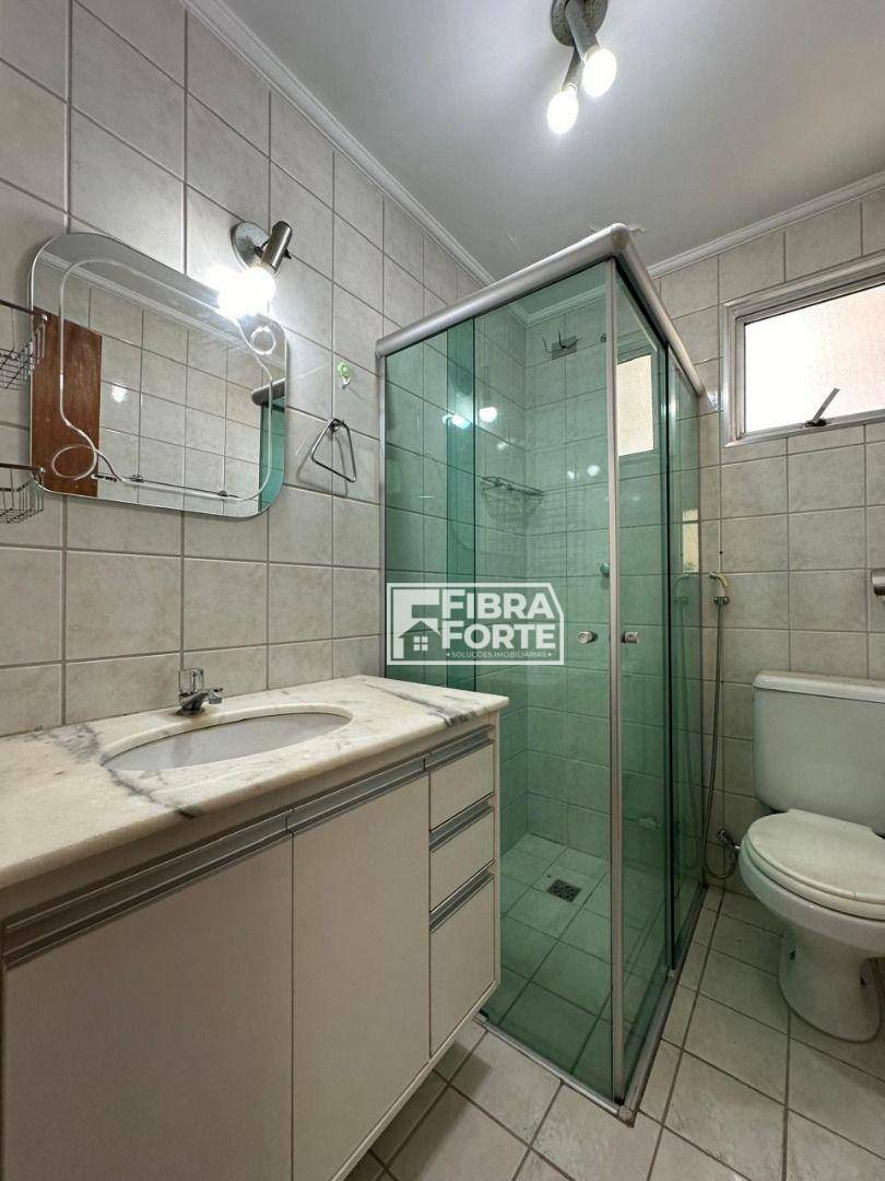 Apartamento à venda com 3 quartos, 70m² - Foto 8