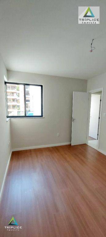 Apartamento à venda com 3 quartos, 140m² - Foto 24