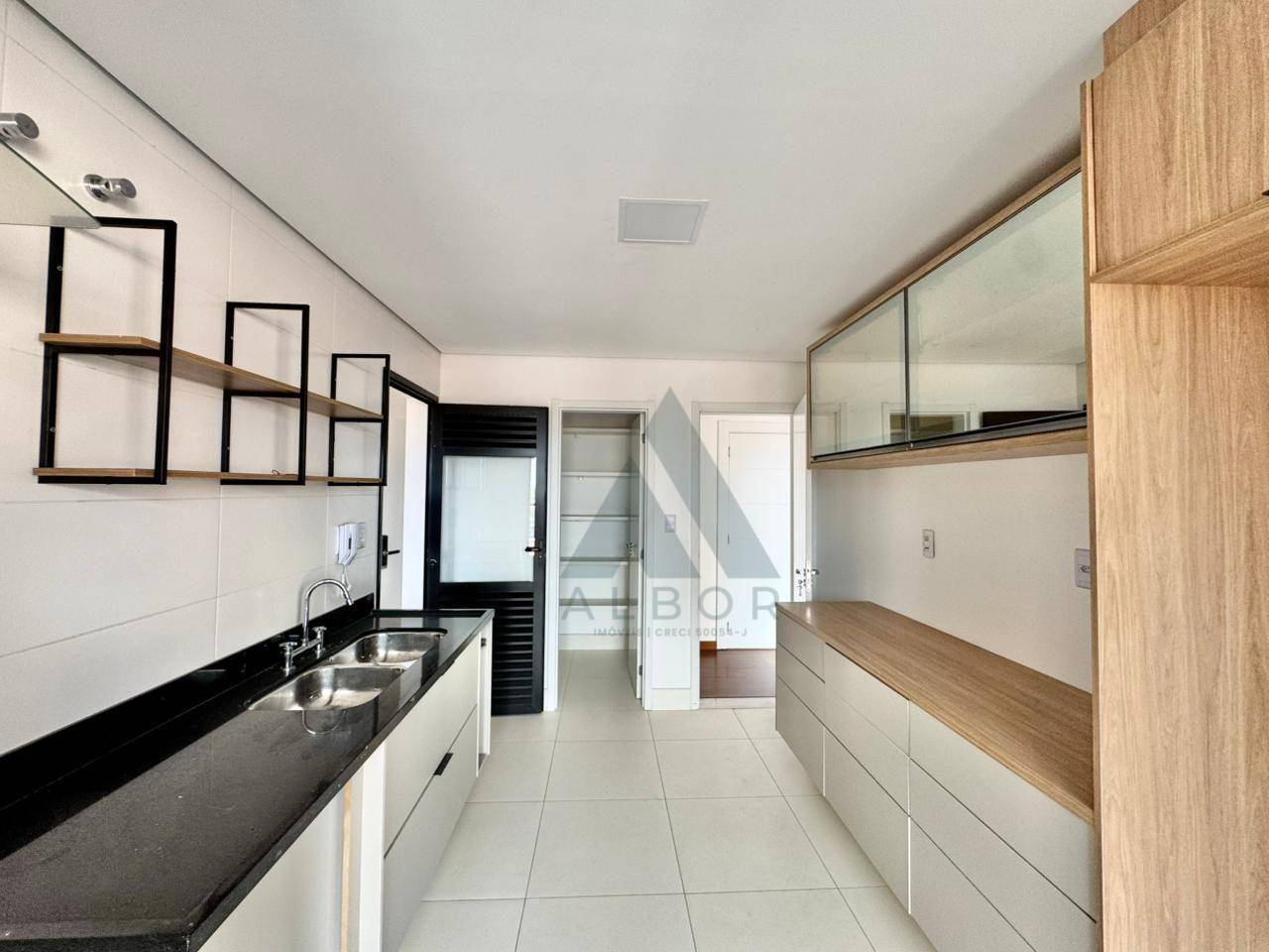 Apartamento, 3 quartos, 183 m² - Foto 4