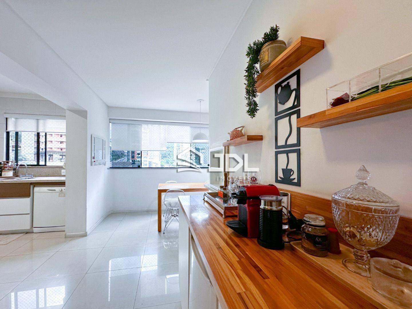 Apartamento à venda com 3 quartos, 163m² - Foto 11