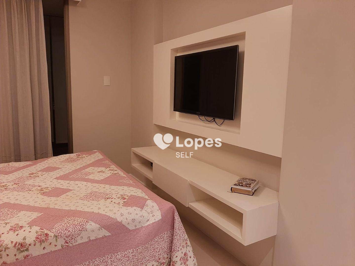 Apartamento à venda com 4 quartos, 150m² - Foto 6