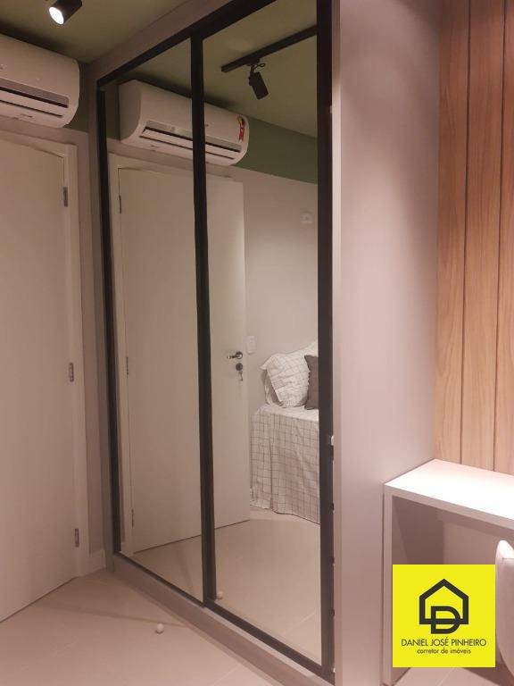 Apartamento à venda com 2 quartos, 61m² - Foto 17