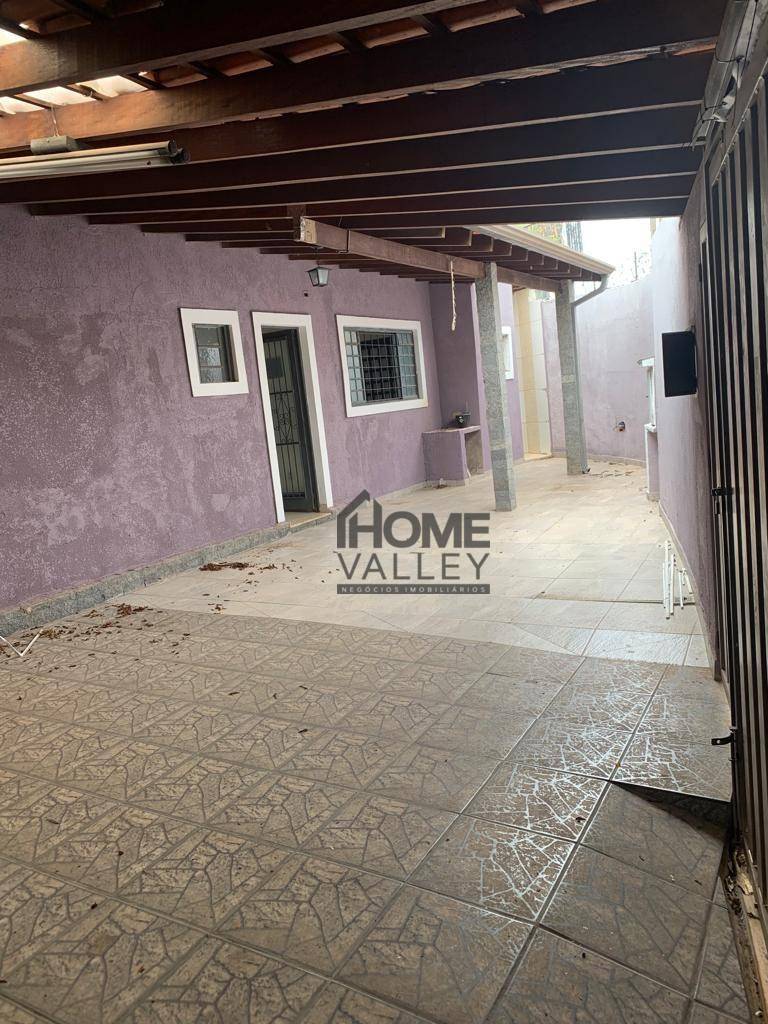 Casa à venda com 4 quartos, 190m² - Foto 18