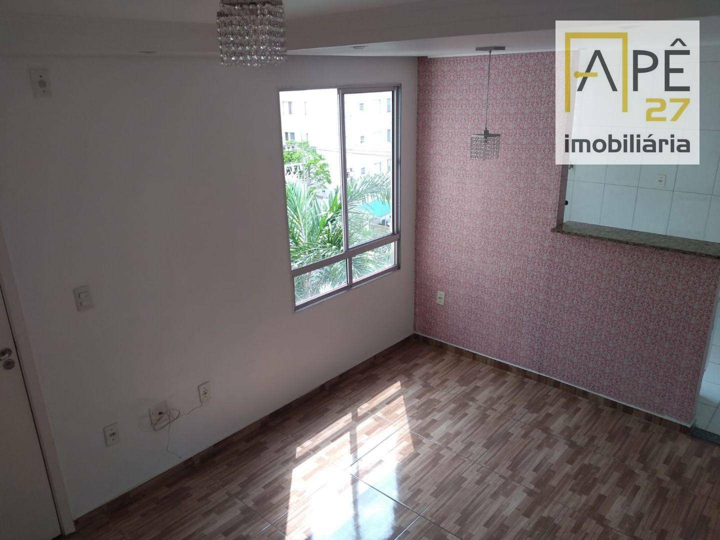 Apartamento à venda com 2 quartos, 43m² - Foto 2