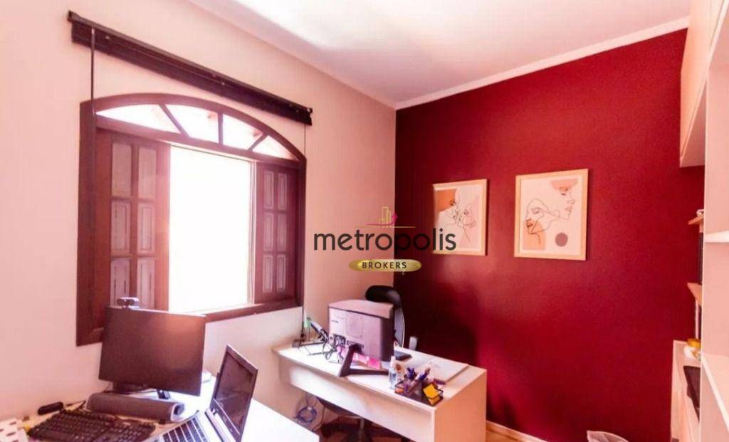 Casa à venda com 3 quartos, 241m² - Foto 32