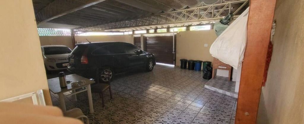 Casa à venda com 4 quartos, 300m² - Foto 7