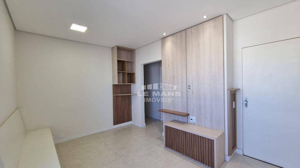 Apartamento à venda com 3 quartos, 75m² - Foto 8