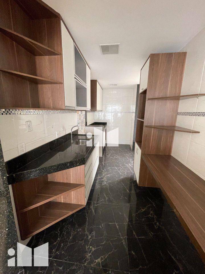 Apartamento à venda com 2 quartos, 60m² - Foto 15