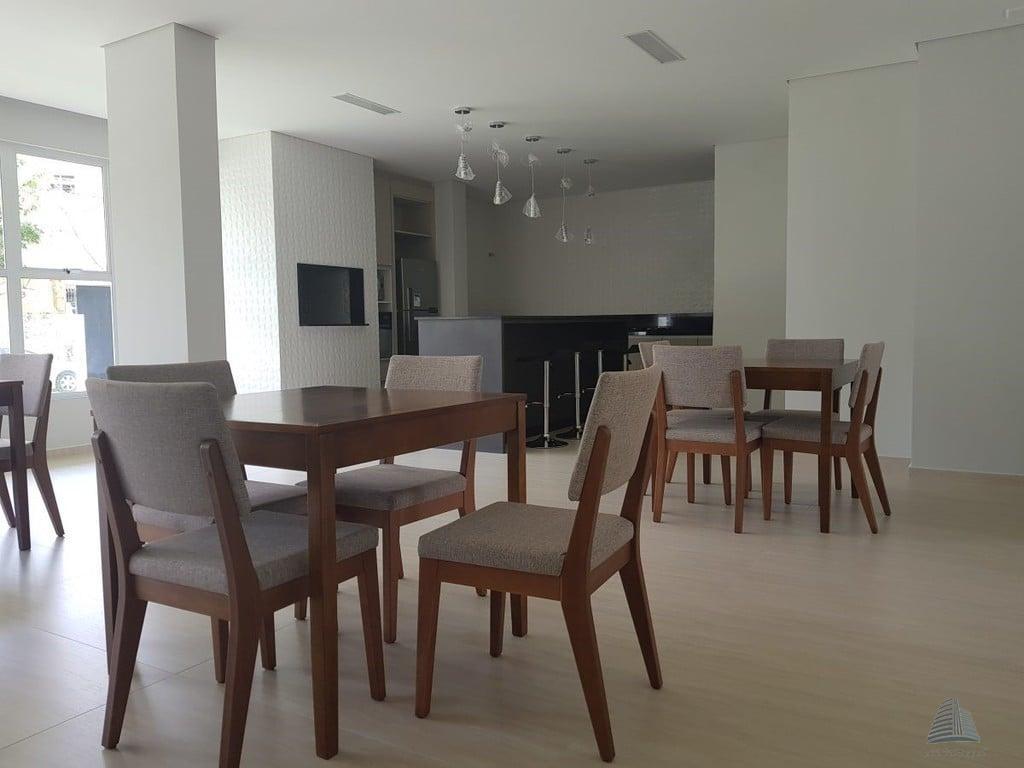 Apartamento à venda com 3 quartos, 77m² - Foto 14