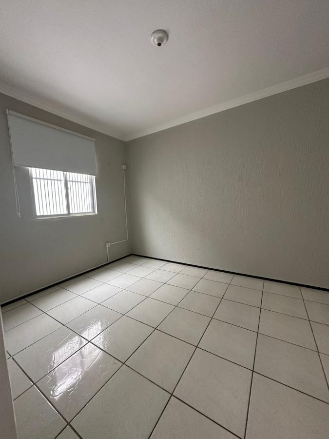 Apartamento para alugar com 2 quartos, 69m² - Foto 12