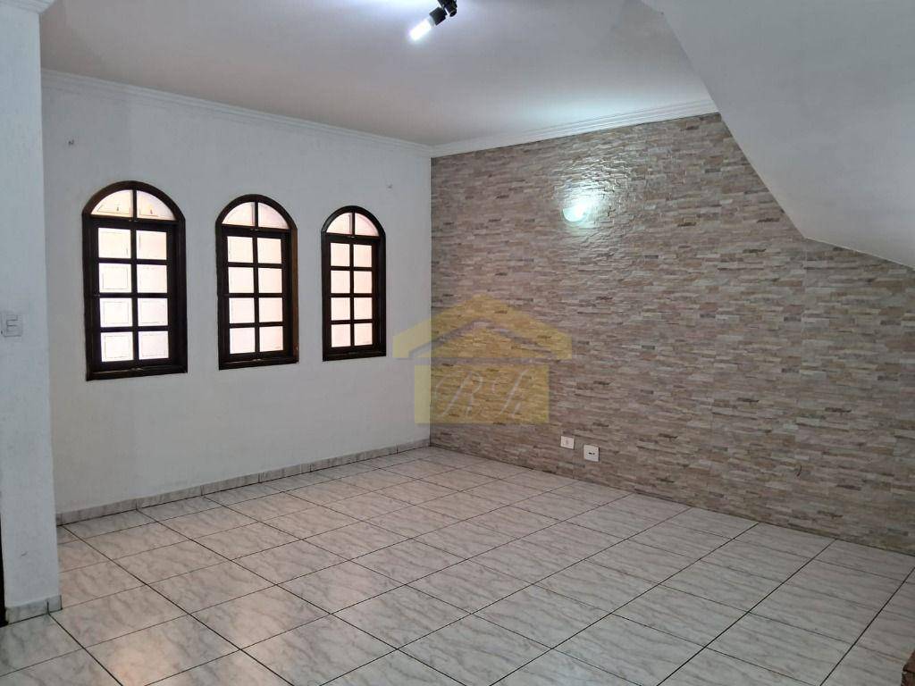 Sobrado à venda com 3 quartos, 120m² - Foto 3