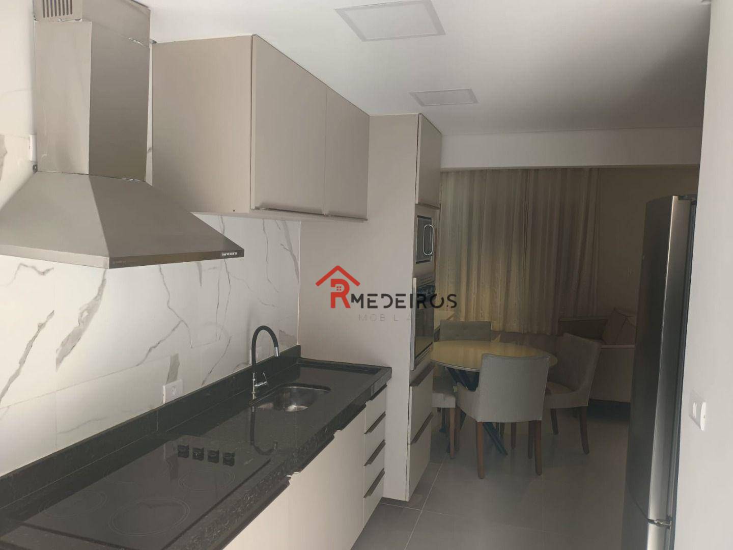 Apartamento à venda com 1 quarto, 45m² - Foto 4