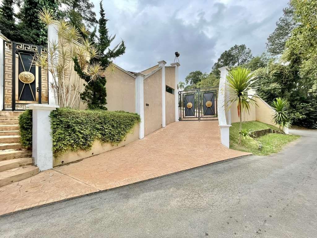 Casa à venda com 2 quartos, 1635m² - Foto 2