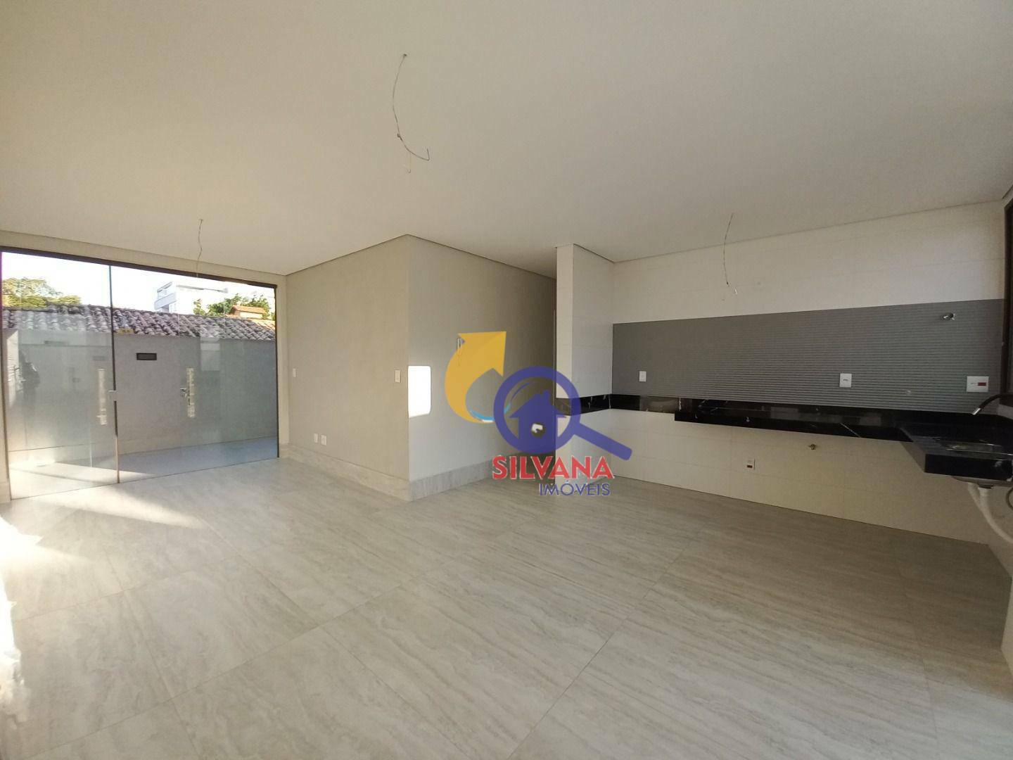 Apartamento à venda com 3 quartos, 130m² - Foto 5