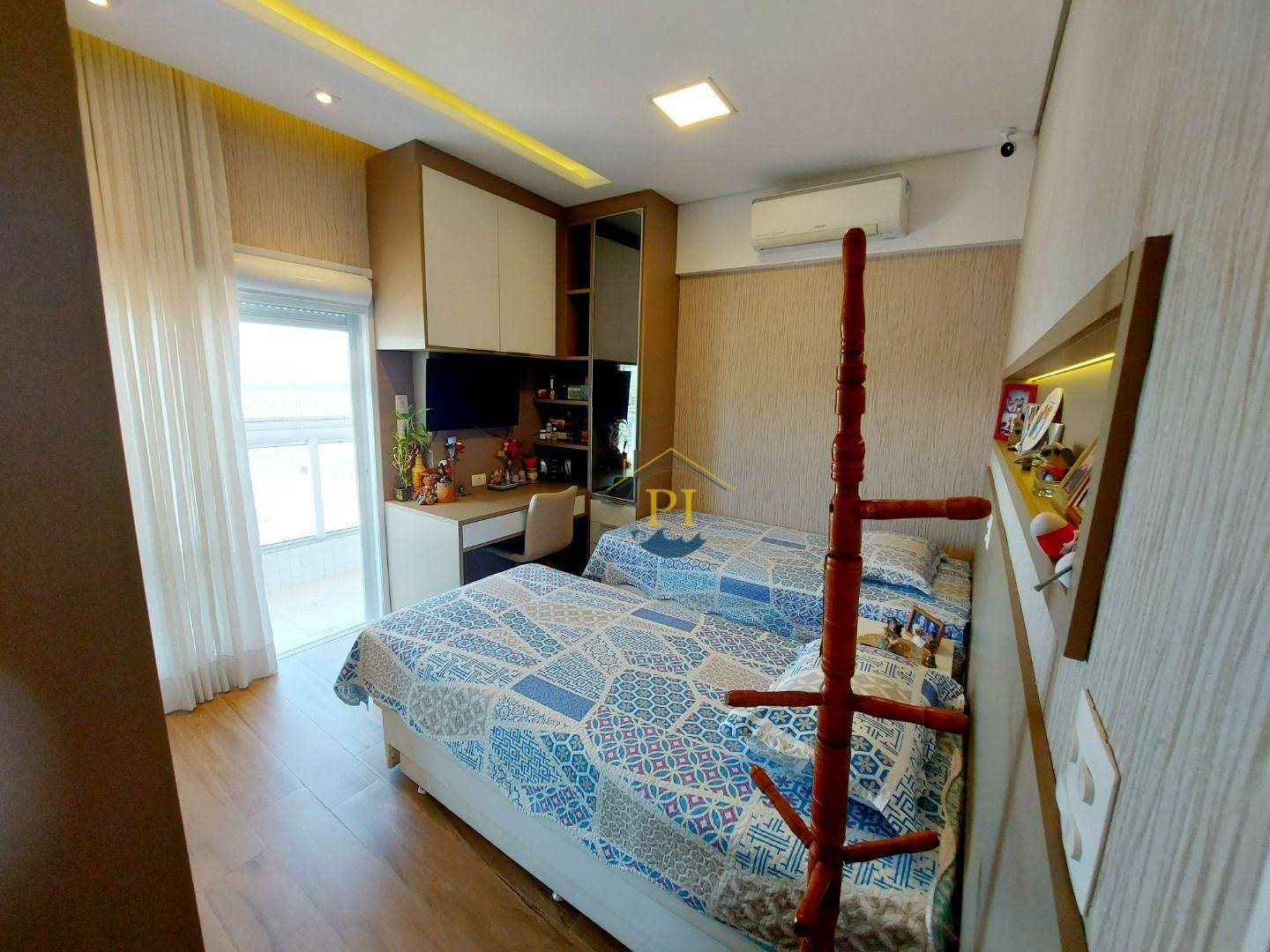 Apartamento à venda com 4 quartos, 212m² - Foto 25