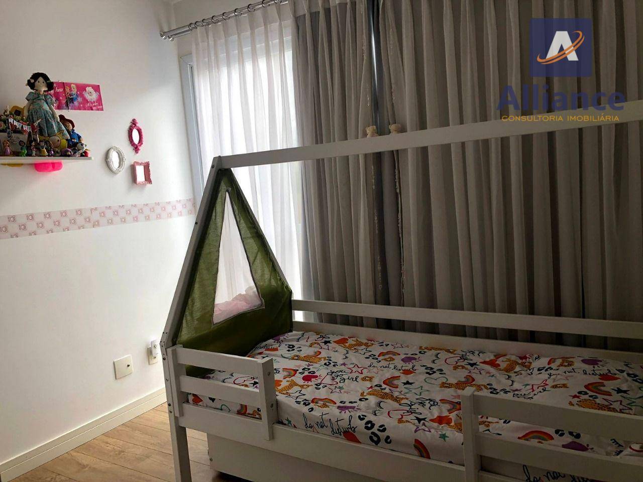 Apartamento à venda com 3 quartos, 162m² - Foto 15