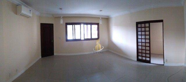 Casa de Condomínio à venda com 3 quartos, 150m² - Foto 2