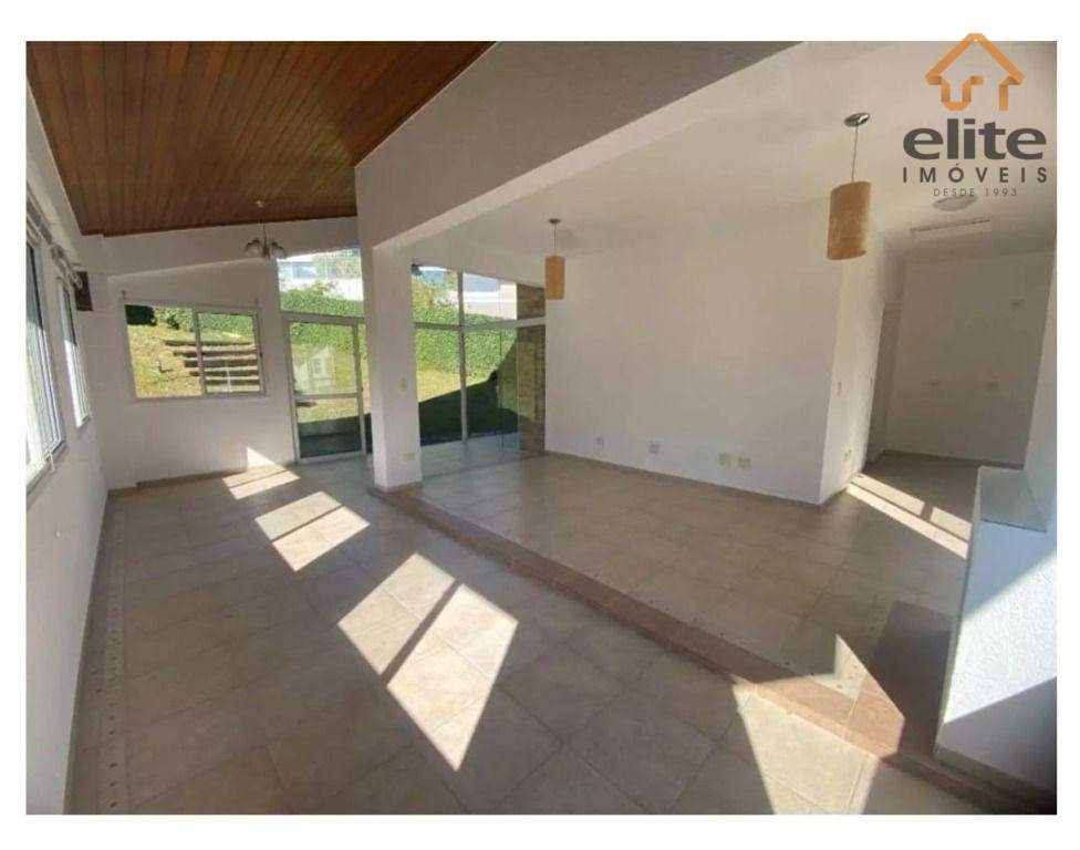 Casa de Condomínio à venda e aluguel com 3 quartos, 350m² - Foto 13