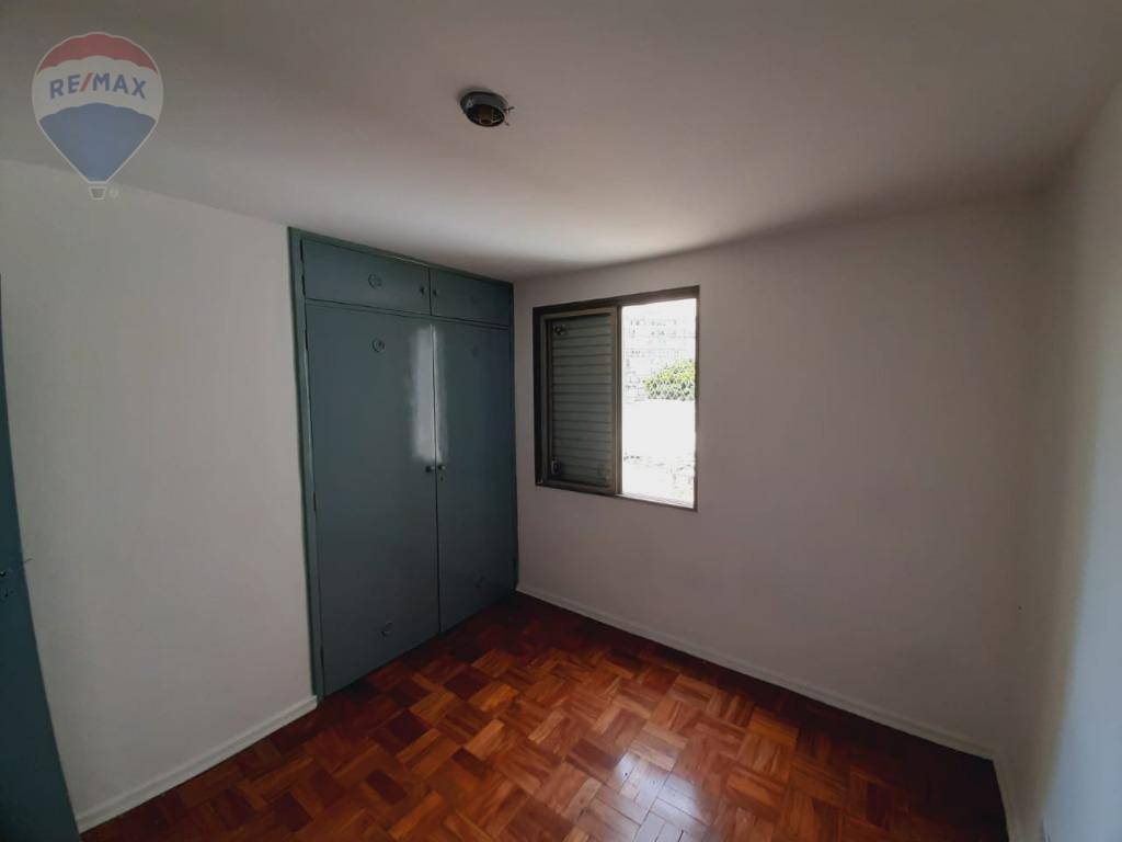 Apartamento para alugar com 2 quartos, 90m² - Foto 12