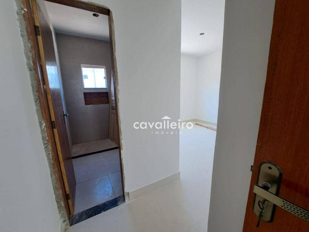 Casa à venda com 2 quartos, 70m² - Foto 8