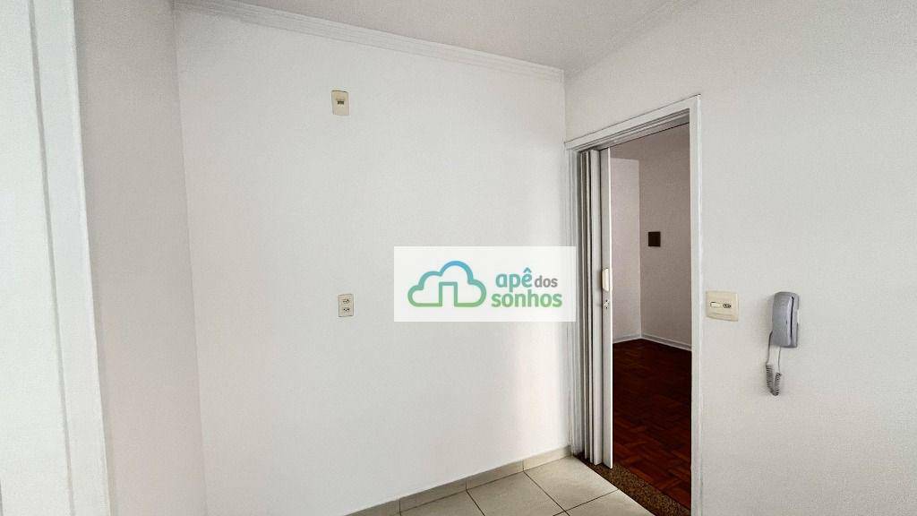Apartamento para alugar com 1 quarto, 45m² - Foto 4