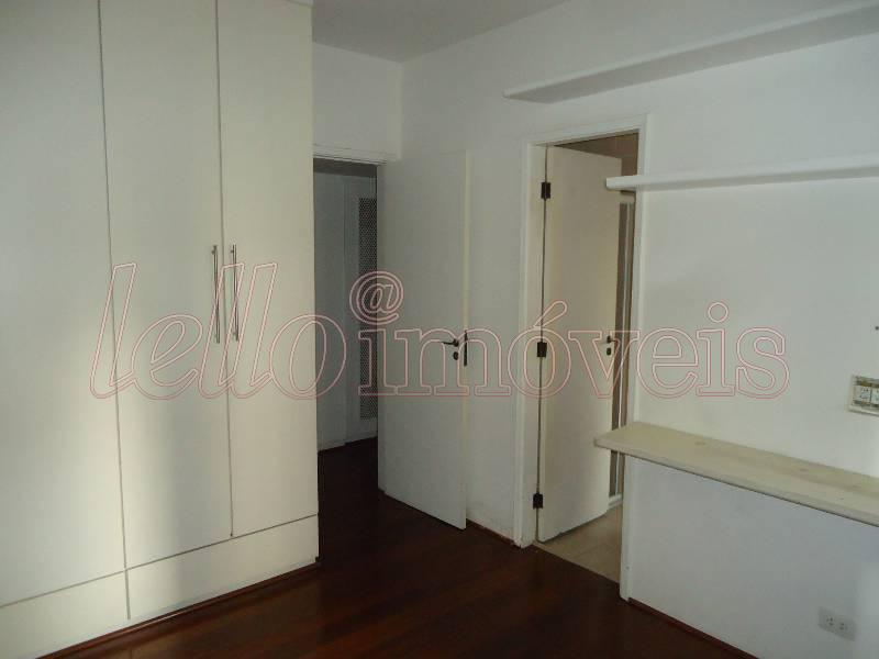 Apartamento para alugar com 3 quartos, 160m² - Foto 19